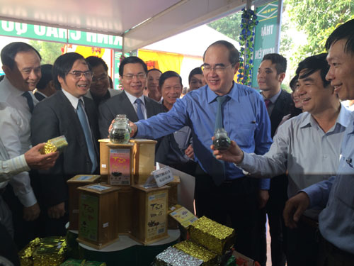 Khai mạc "Hội chợ tự hào hàng Việt Nam chất lượng cao và sản phẩm truyền thống năm 2014"