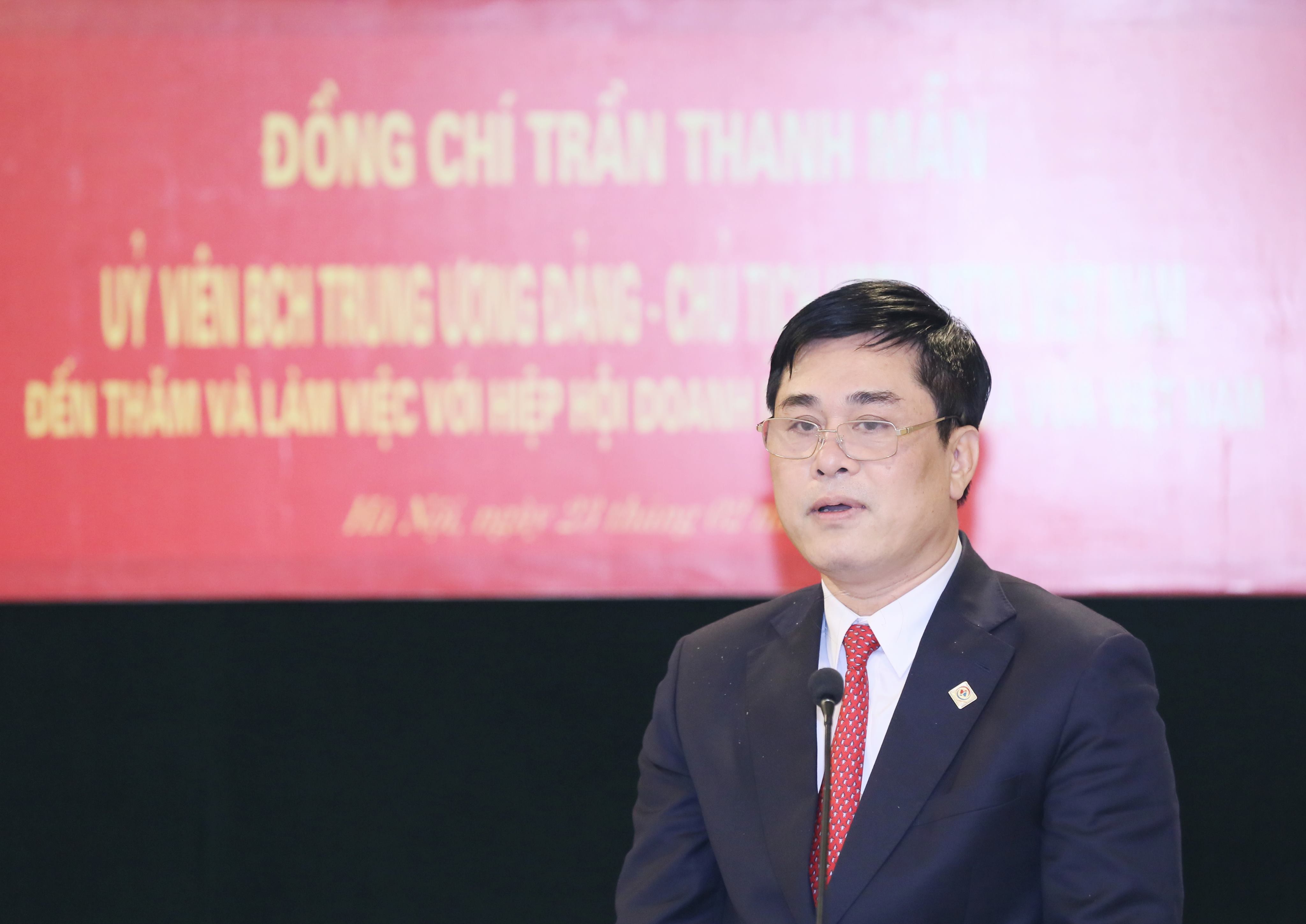 Mặt trận tiếp sức cho doanh nghiệp phát triển Mặt trận tiếp sức cho doanh nghiệp phát triển